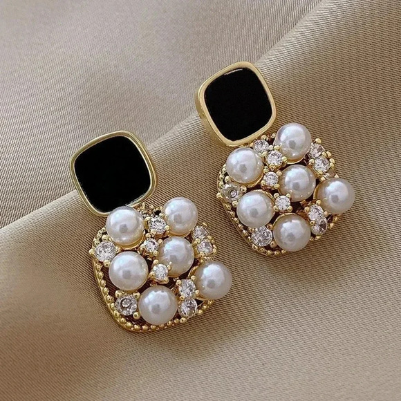 Square drop earring pearls & rhinestones chic classy elegant - Picture 1 of 2